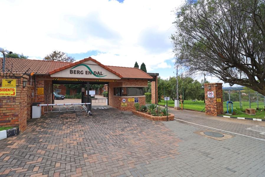2 Bedroom Property for Sale in Northcliff Gauteng
