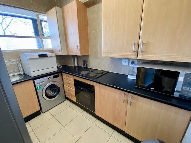 To Let 1 Bedroom Property for Rent in Melrose Gauteng