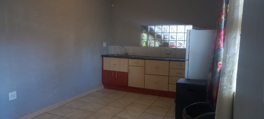To Let 1 Bedroom Property for Rent in Blairgowrie Gauteng