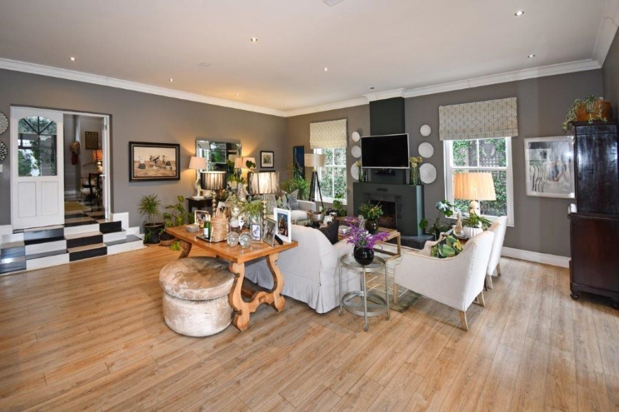 To Let 2 Bedroom Property for Rent in Melrose Gauteng