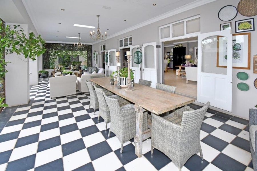 To Let 2 Bedroom Property for Rent in Melrose Gauteng