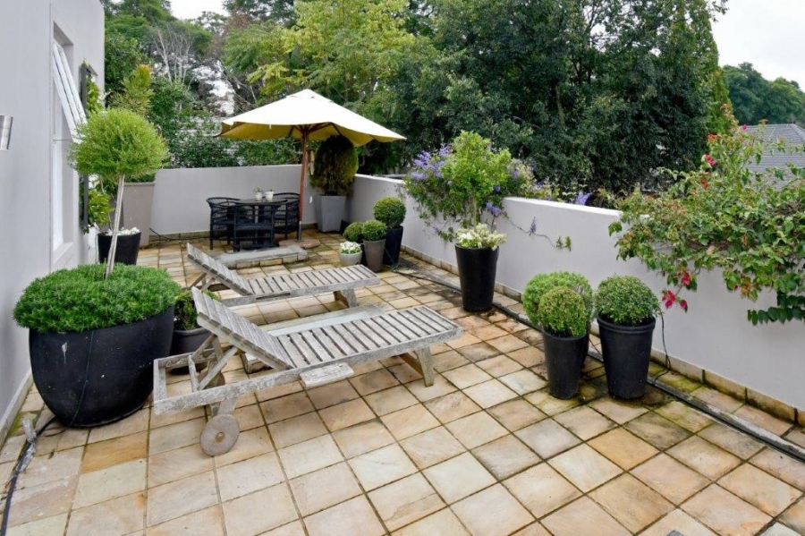 To Let 2 Bedroom Property for Rent in Melrose Gauteng