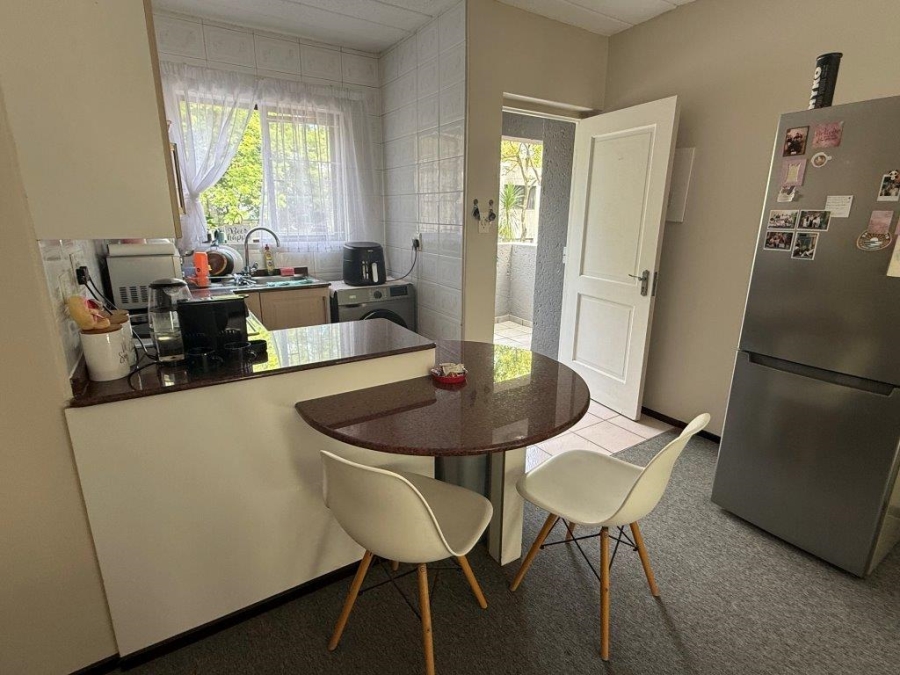 To Let 1 Bedroom Property for Rent in Melrose Gauteng