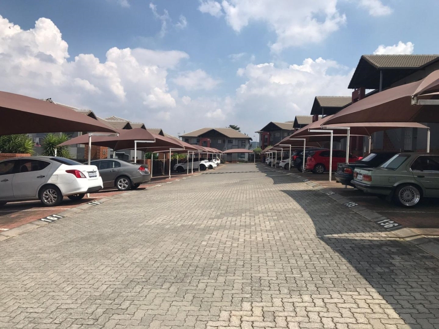 2 Bedroom Property for Sale in Gleneagles Gauteng