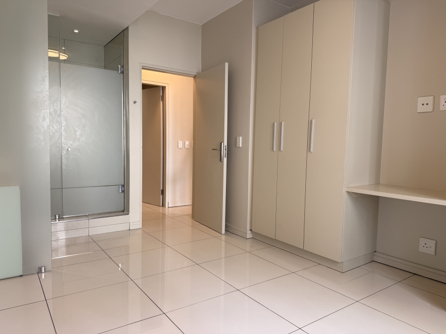 To Let 2 Bedroom Property for Rent in Rosebank Gauteng