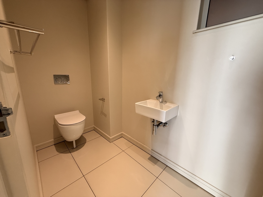 To Let 2 Bedroom Property for Rent in Rosebank Gauteng