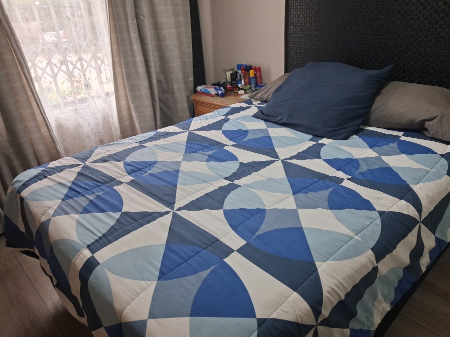 2 Bedroom Property for Sale in Marais Steyn Park Gauteng