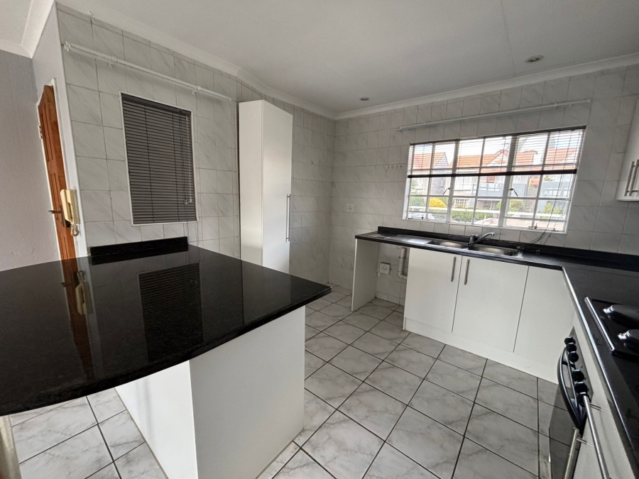 2 Bedroom Property for Sale in Eden Glen Gauteng