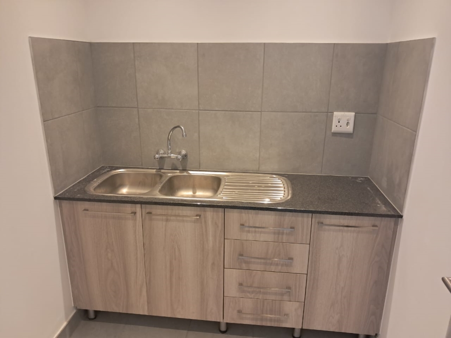 To Let Commercial Property for Rent in Eco Park Gauteng