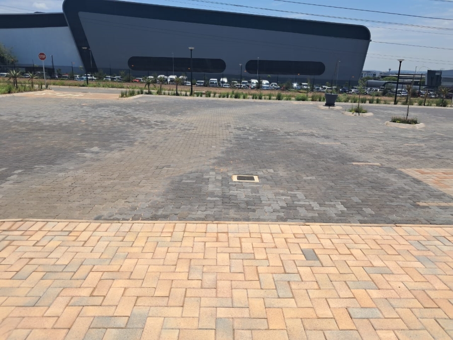 To Let Commercial Property for Rent in Eco Park Gauteng