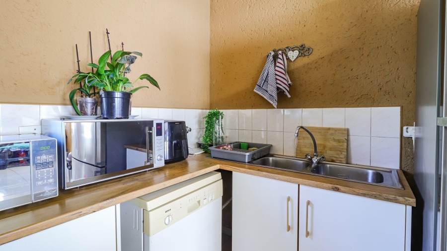 2 Bedroom Property for Sale in Morningside Gauteng
