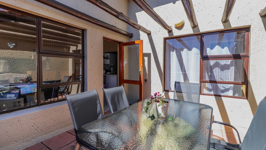 2 Bedroom Property for Sale in Morningside Gauteng