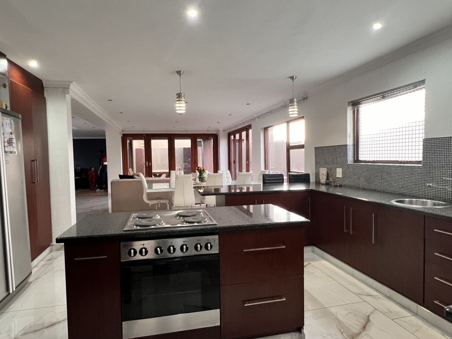 4 Bedroom Property for Sale in Vanderbijlpark SW 5 Gauteng