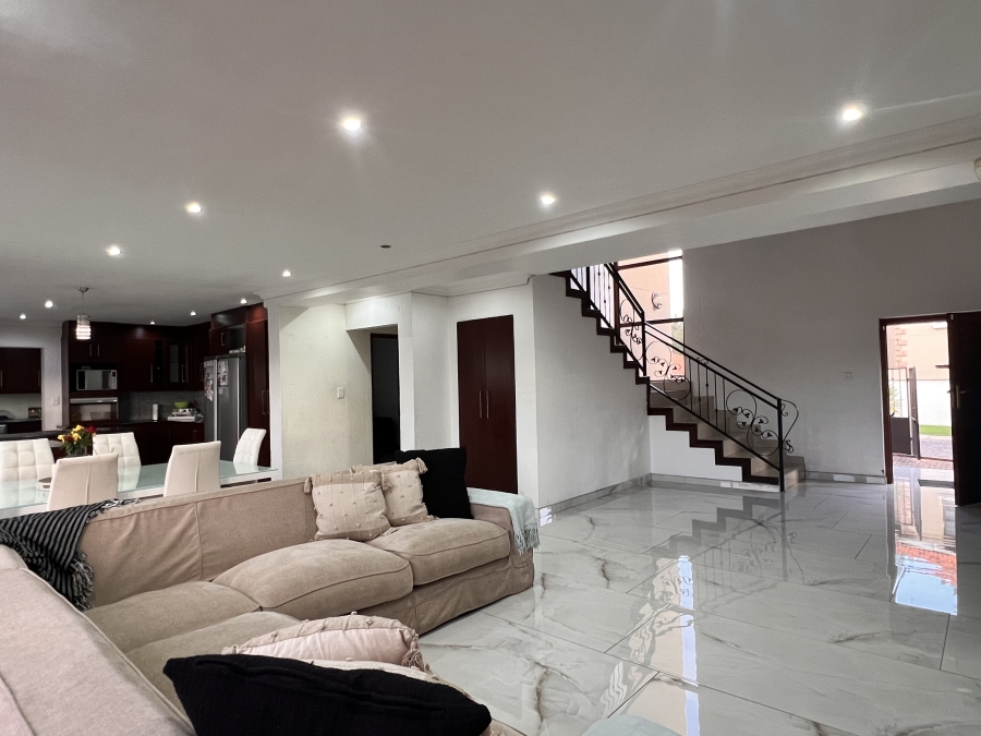 4 Bedroom Property for Sale in Vanderbijlpark SW 5 Gauteng