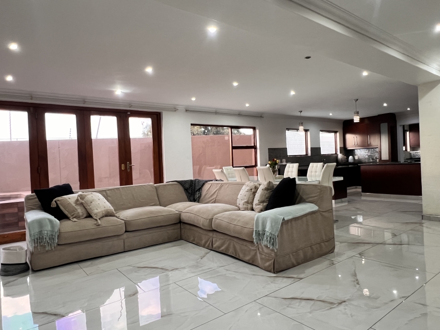 4 Bedroom Property for Sale in Vanderbijlpark SW 5 Gauteng