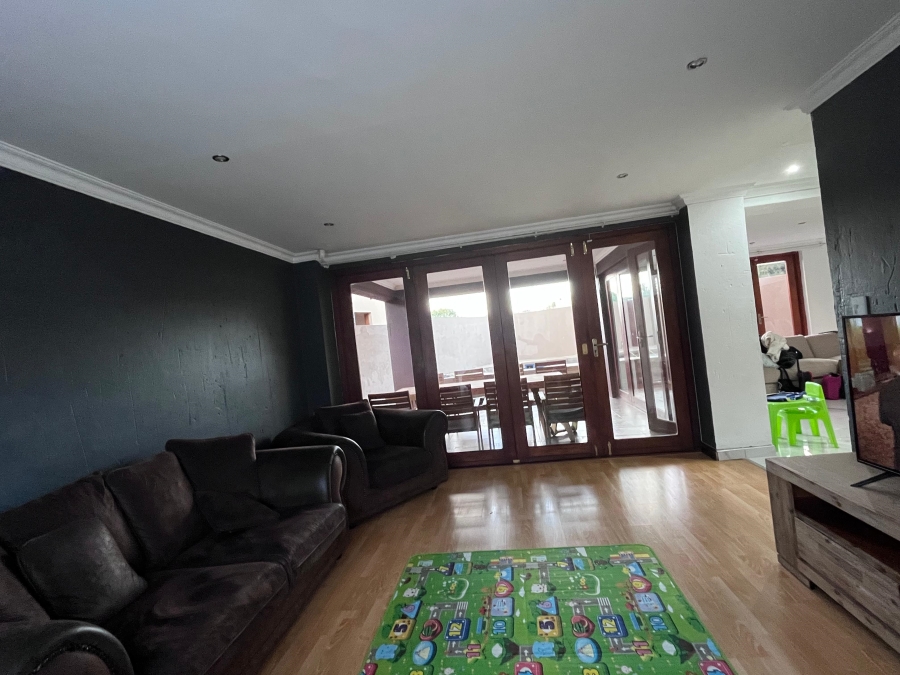 4 Bedroom Property for Sale in Vanderbijlpark SW 5 Gauteng