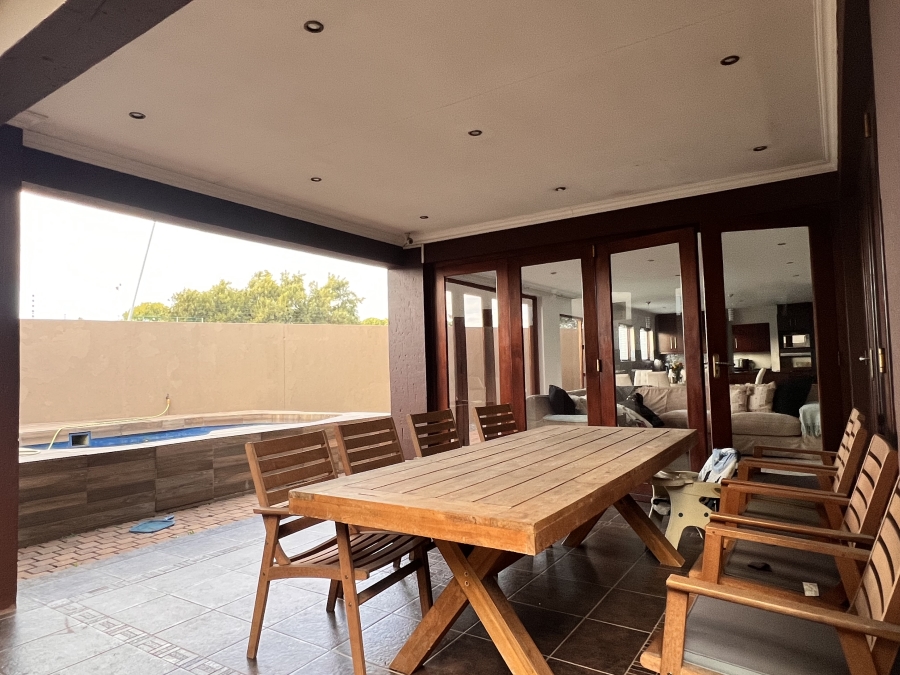 4 Bedroom Property for Sale in Vanderbijlpark SW 5 Gauteng