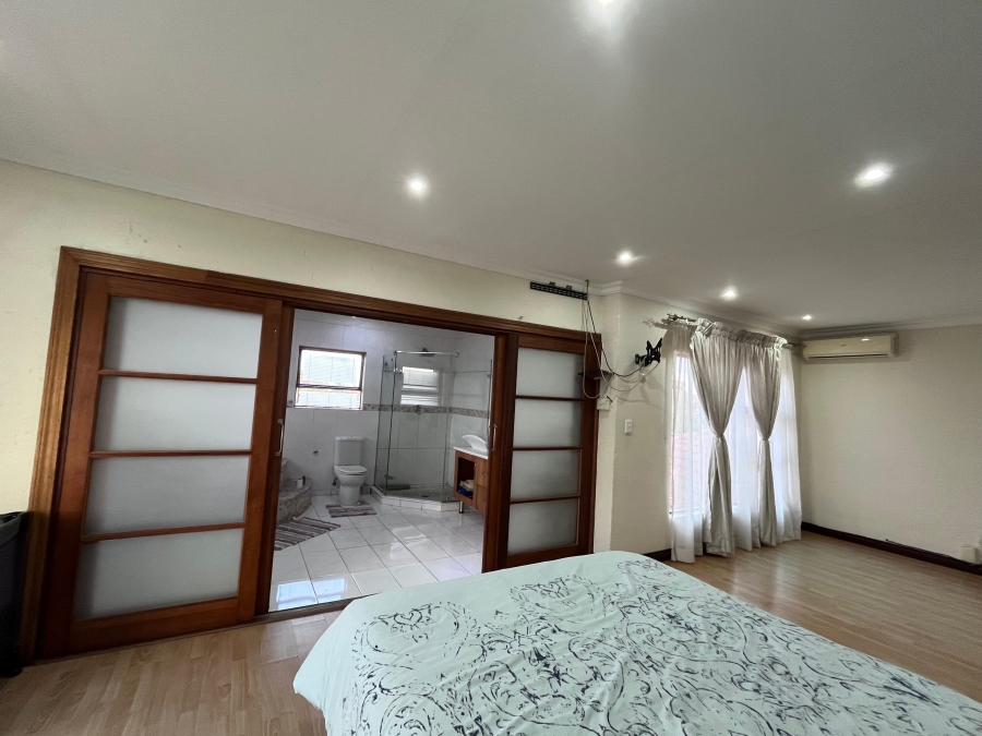 4 Bedroom Property for Sale in Vanderbijlpark SW 5 Gauteng