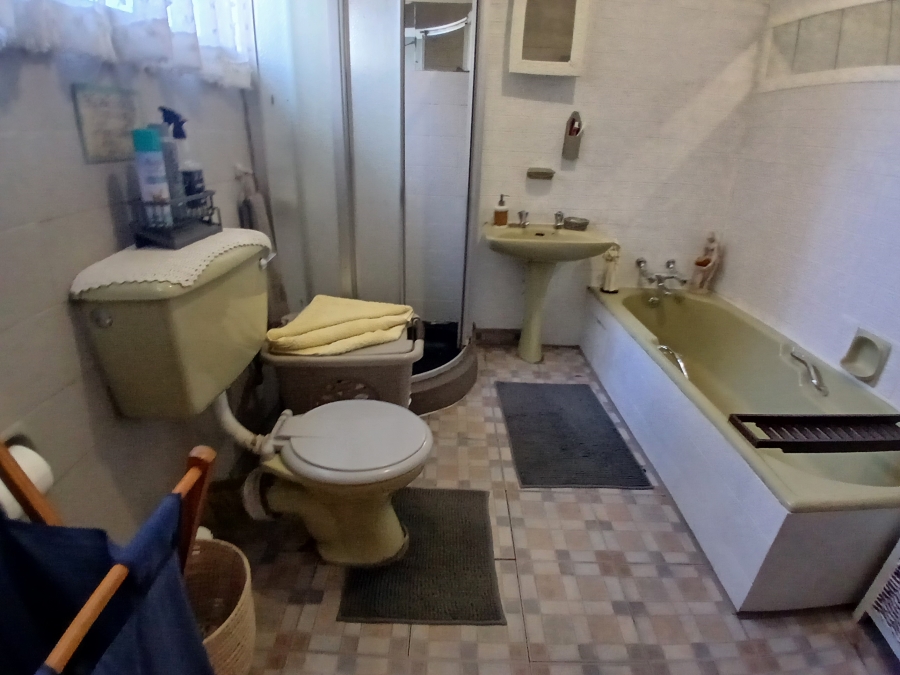 4 Bedroom Property for Sale in Dunnottar Gauteng