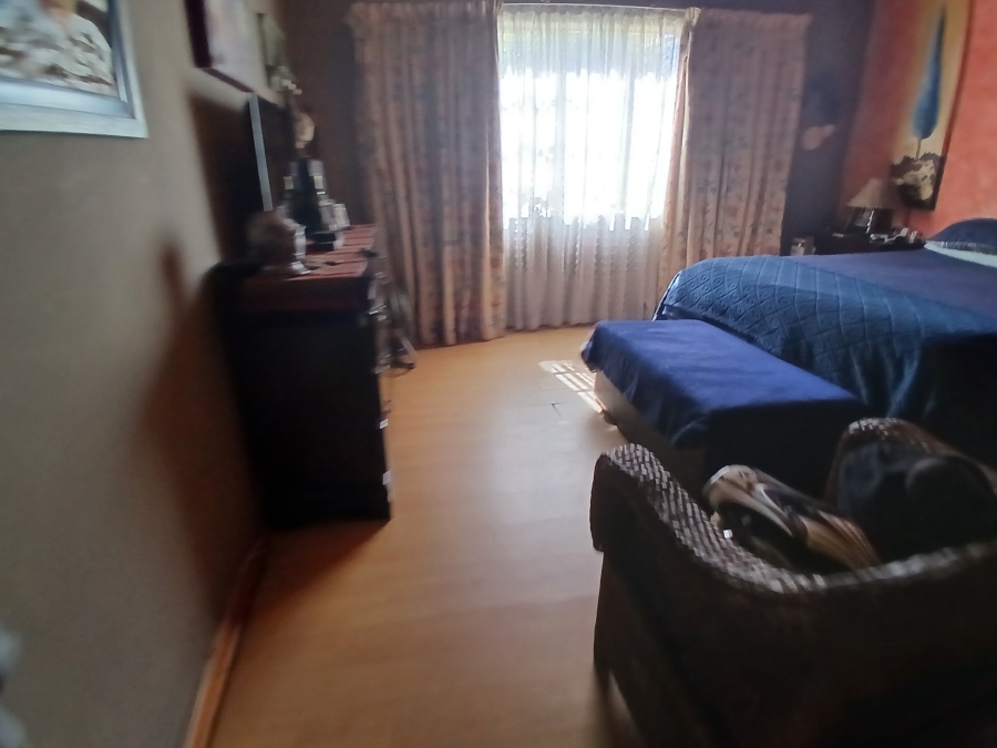 4 Bedroom Property for Sale in Dunnottar Gauteng