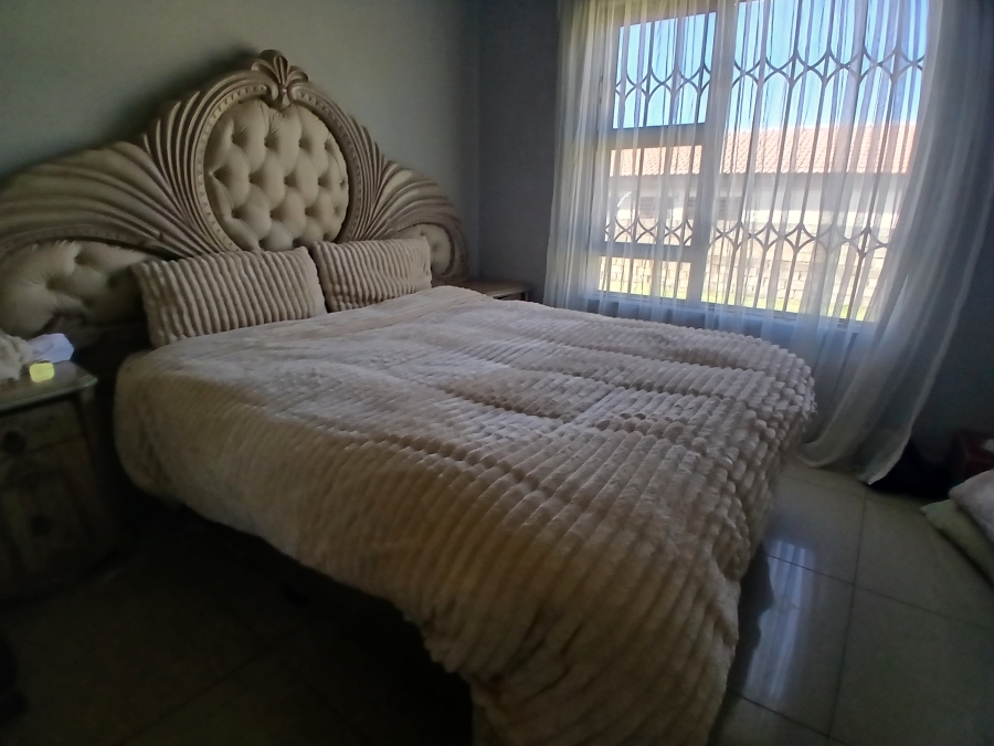 3 Bedroom Property for Sale in Dunnottar Gauteng