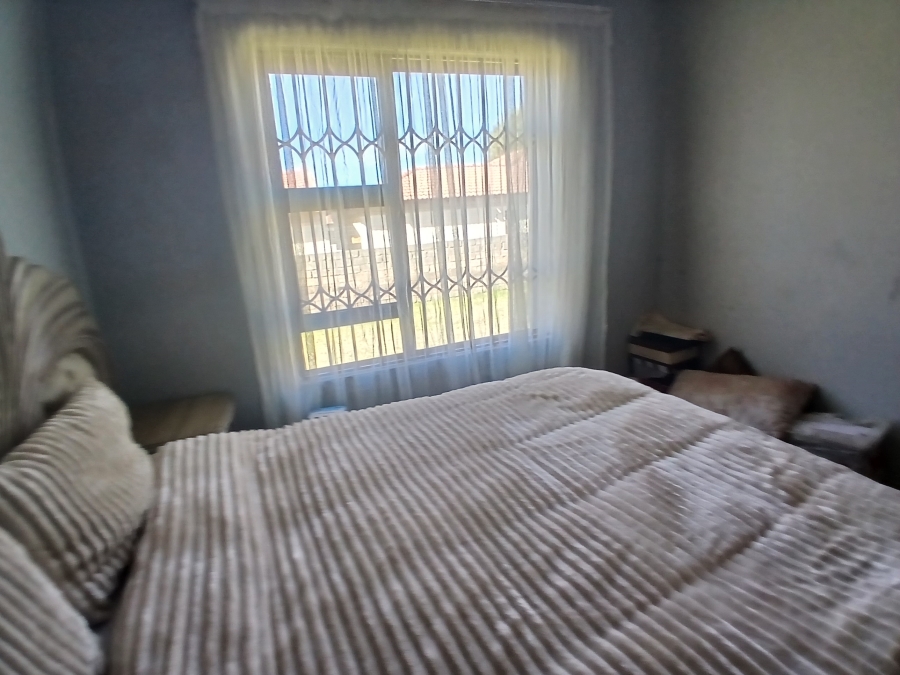 3 Bedroom Property for Sale in Dunnottar Gauteng