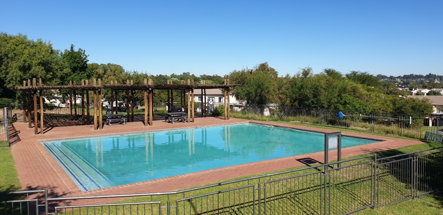 To Let 1 Bedroom Property for Rent in Jackal Creek Golf Estate Gauteng
