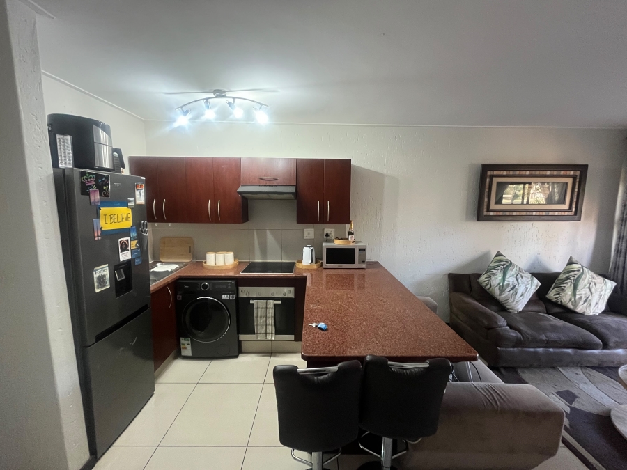 To Let 1 Bedroom Property for Rent in Jackal Creek Golf Estate Gauteng