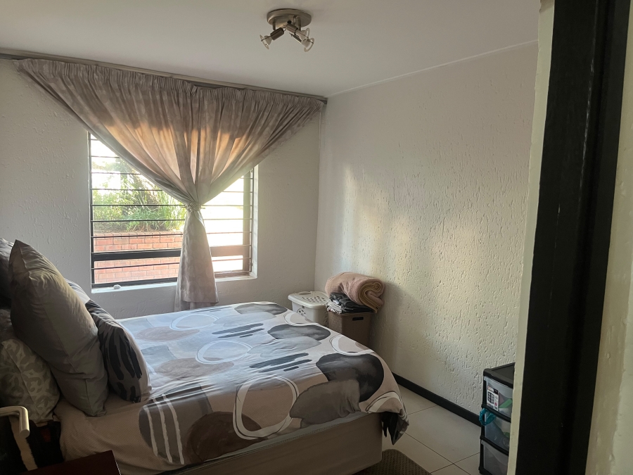 To Let 1 Bedroom Property for Rent in Jackal Creek Golf Estate Gauteng