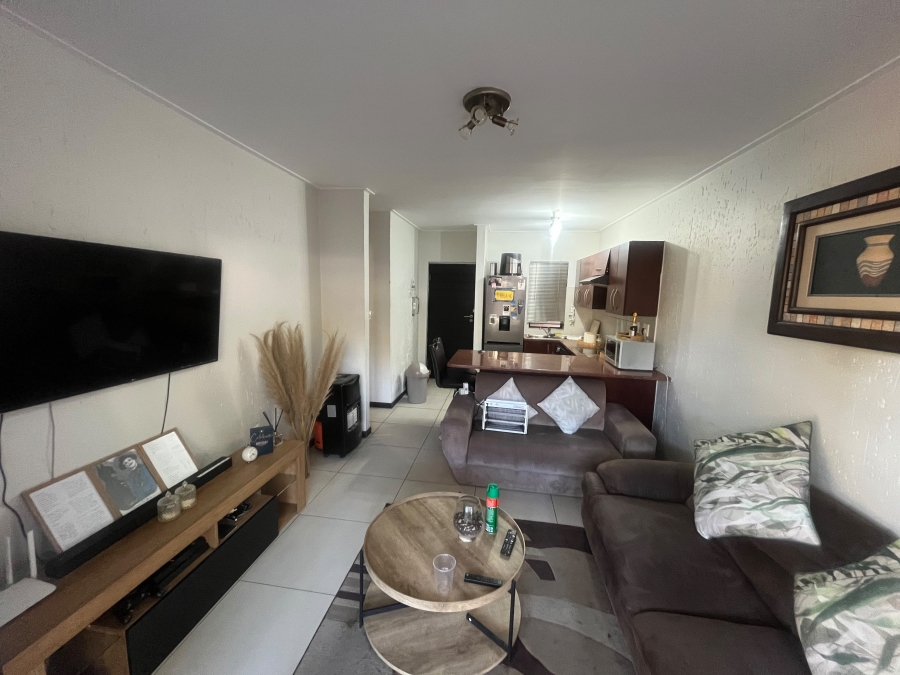 To Let 1 Bedroom Property for Rent in Jackal Creek Golf Estate Gauteng