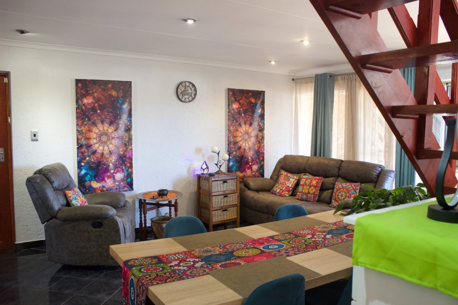 3 Bedroom Property for Sale in Glen Marais Gauteng