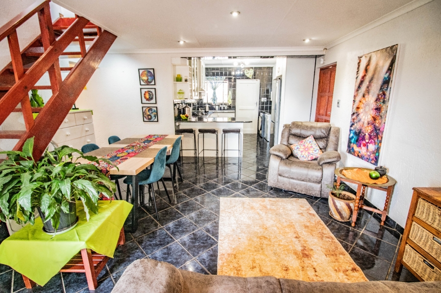3 Bedroom Property for Sale in Glen Marais Gauteng