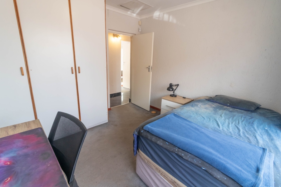 3 Bedroom Property for Sale in Glen Marais Gauteng