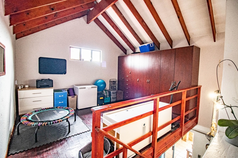 3 Bedroom Property for Sale in Glen Marais Gauteng