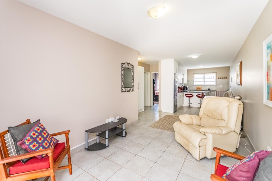 2 Bedroom Property for Sale in Die Hoewes Gauteng