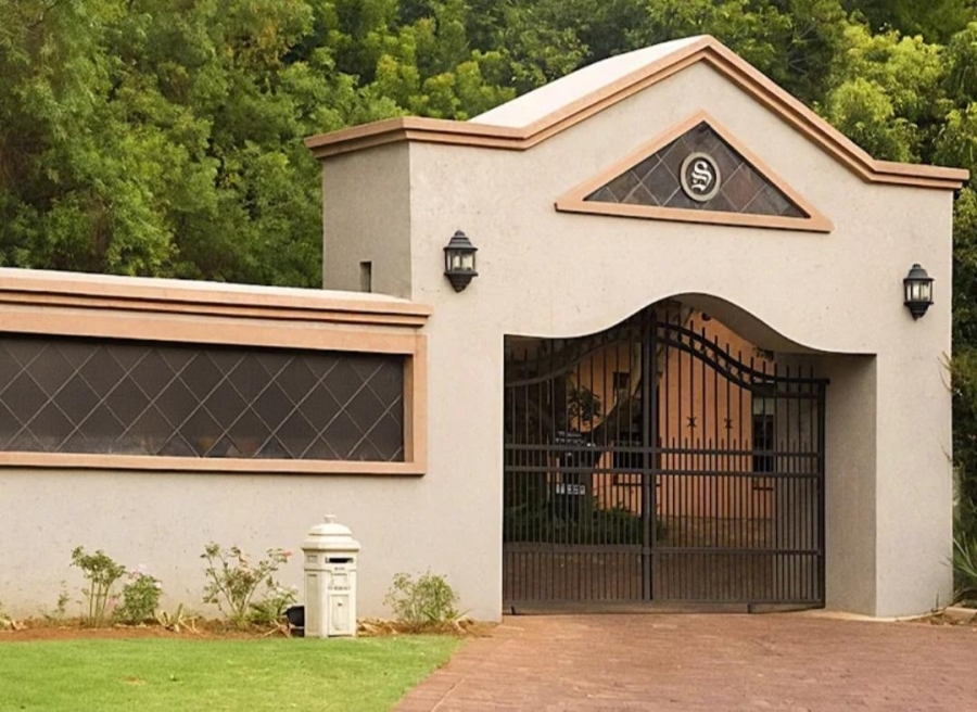 33 Bedroom Property for Sale in Erasmusrand Gauteng