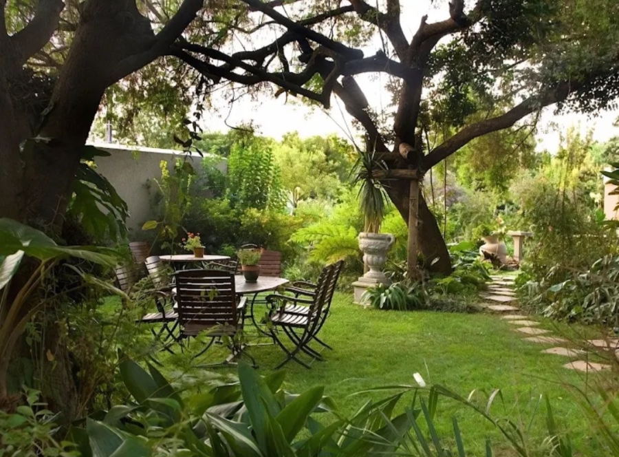 33 Bedroom Property for Sale in Erasmusrand Gauteng
