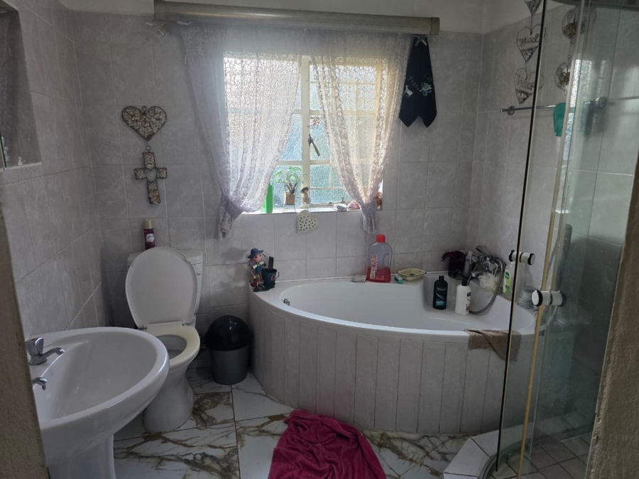 2 Bedroom Property for Sale in Riversdale Gauteng