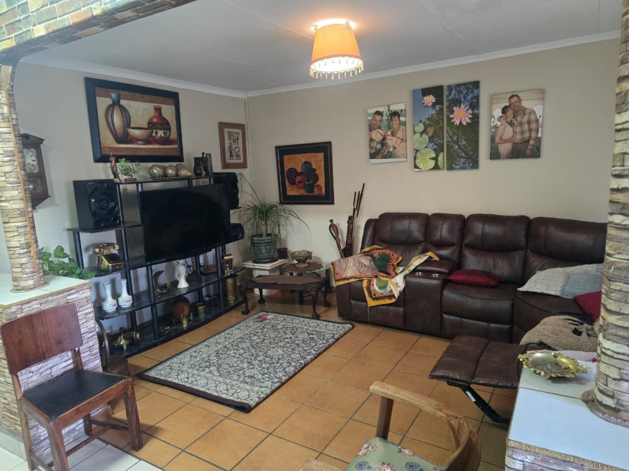 2 Bedroom Property for Sale in Riversdale Gauteng