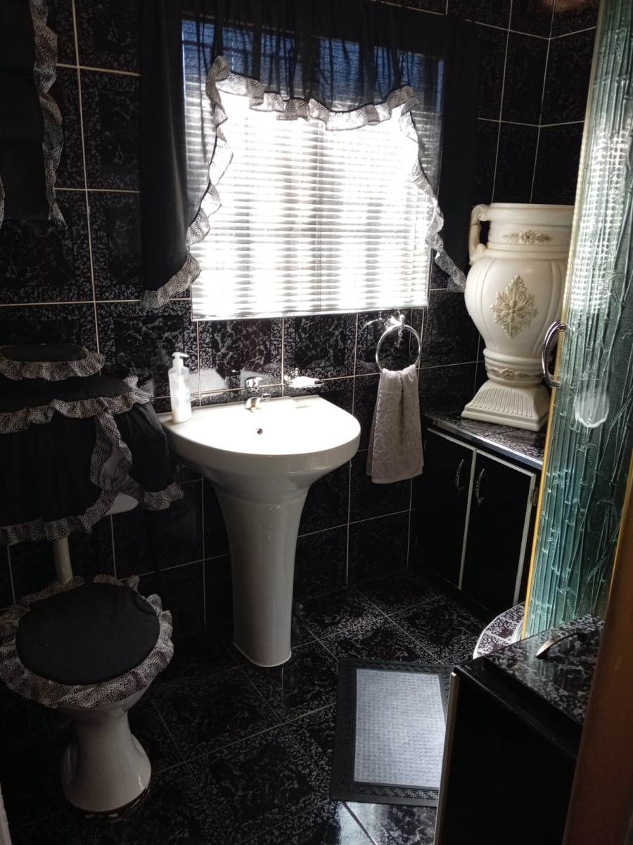 3 Bedroom Property for Sale in Vanderbijlpark CW 3 Gauteng