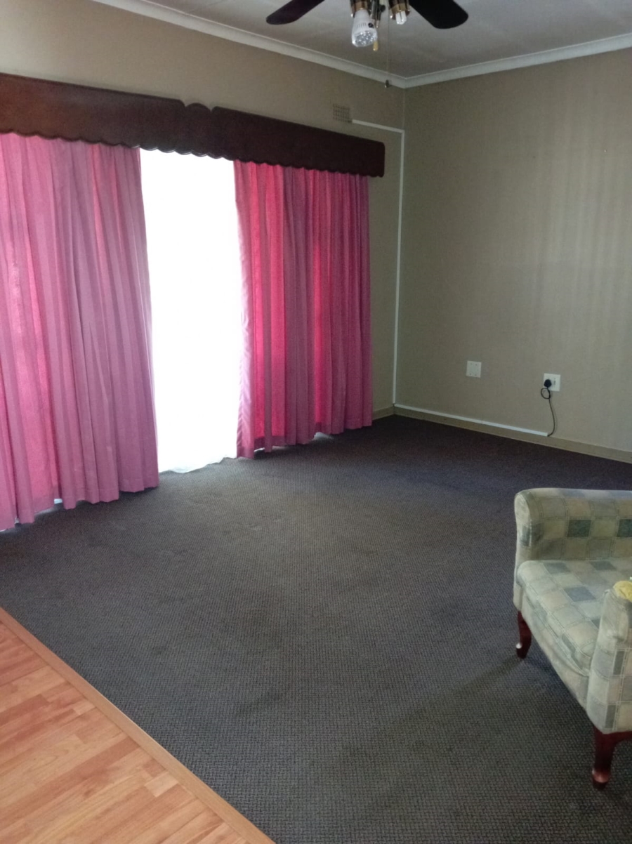 3 Bedroom Property for Sale in Vanderbijlpark CW 3 Gauteng