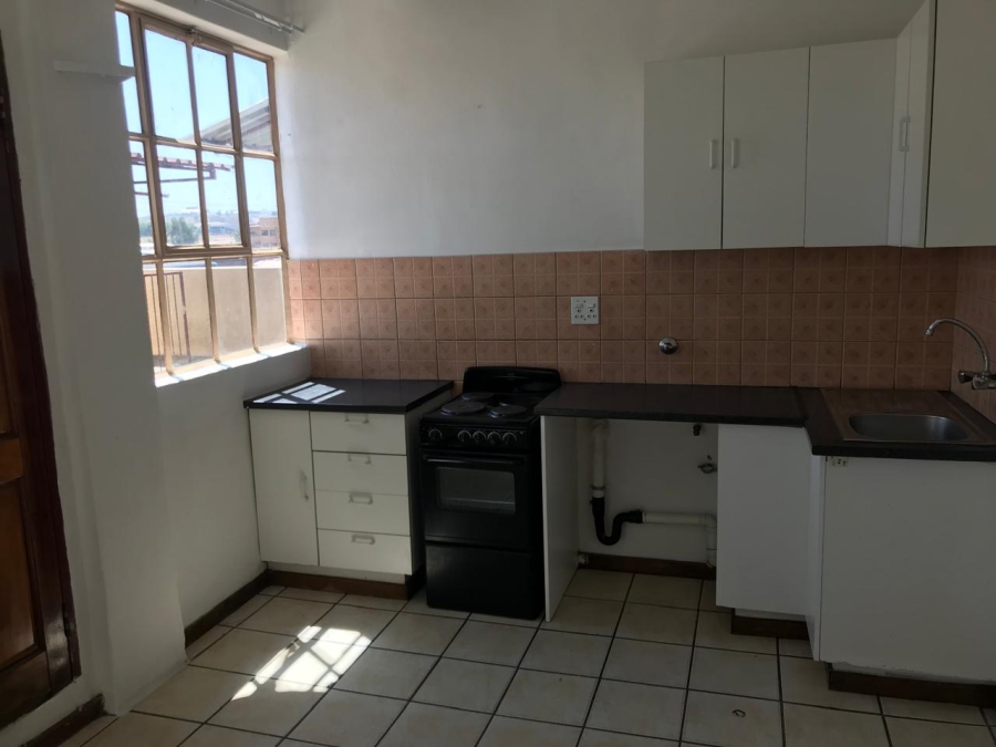 1 Bedroom Property for Sale in Booysens Gauteng
