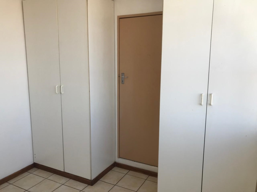 1 Bedroom Property for Sale in Booysens Gauteng