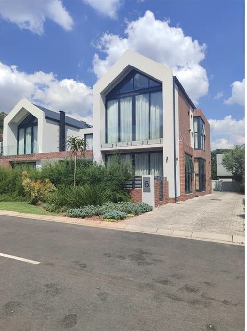 To Let 4 Bedroom Property for Rent in Neighbourhood Estate Gauteng