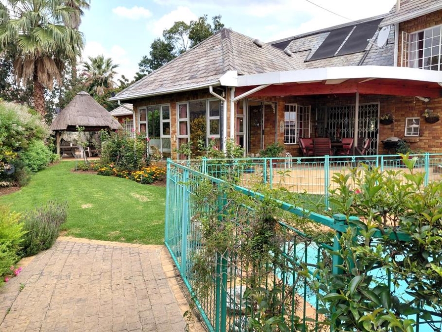 4 Bedroom Property for Sale in Essexwold Gauteng