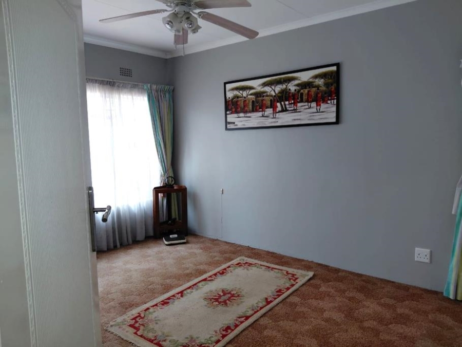 4 Bedroom Property for Sale in Essexwold Gauteng
