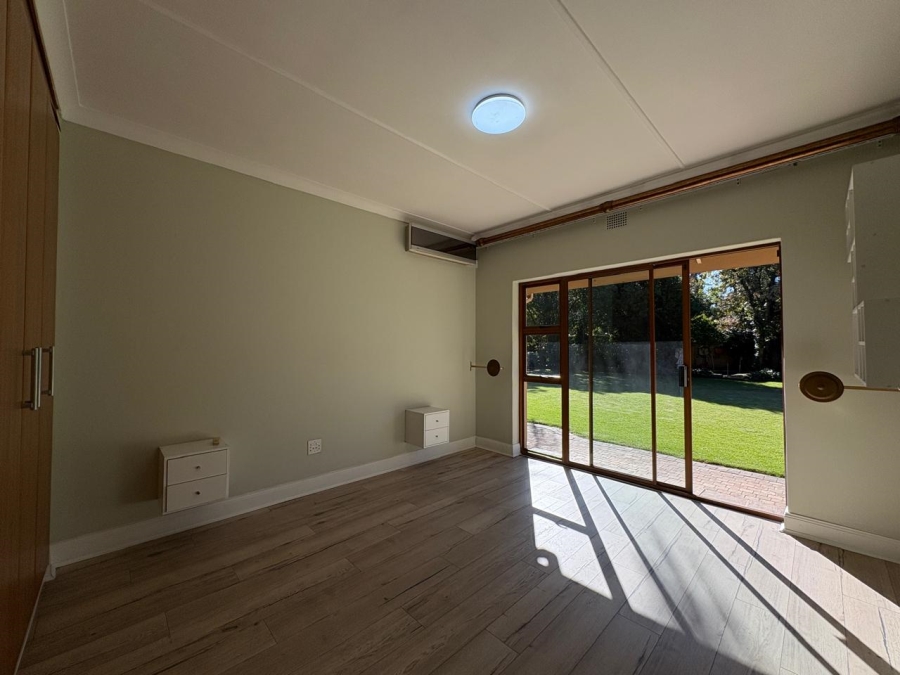 5 Bedroom Property for Sale in Selcourt Gauteng