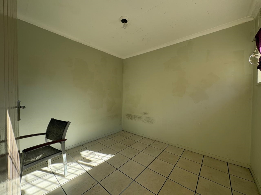 5 Bedroom Property for Sale in Selcourt Gauteng