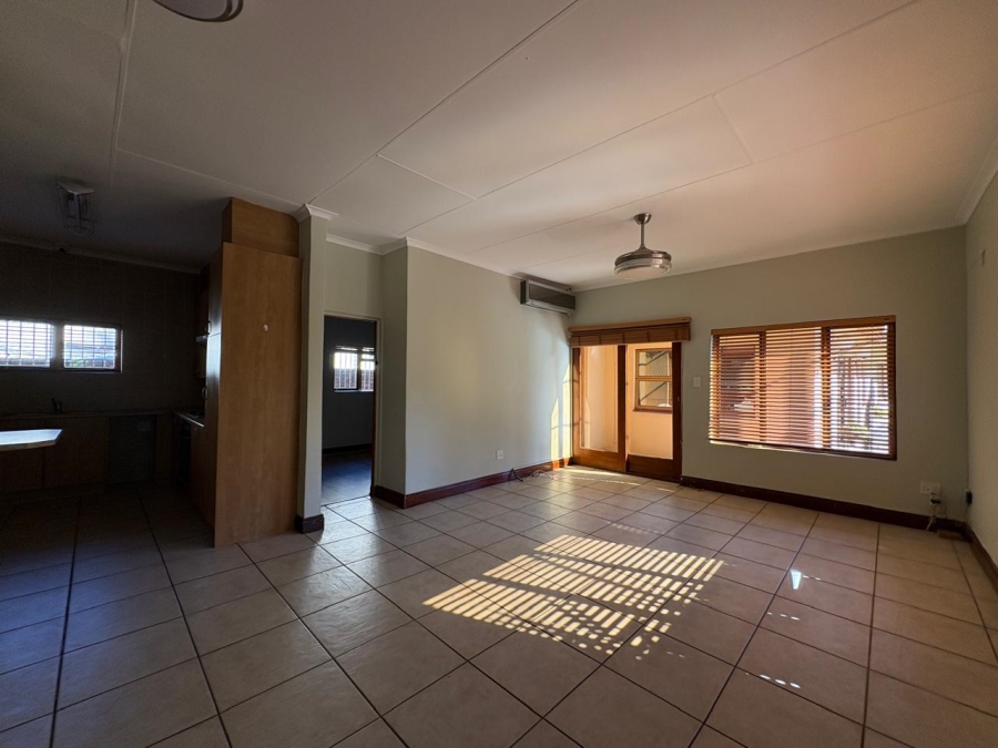 5 Bedroom Property for Sale in Selcourt Gauteng