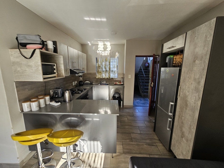 To Let 2 Bedroom Property for Rent in Kensington B Gauteng